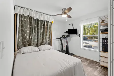 139 Rockingham Road Derry NH 03038