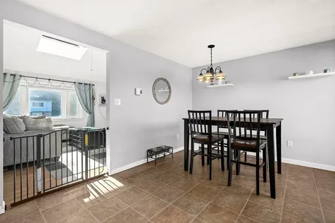 74 Derryfield Road Derry NH 03038