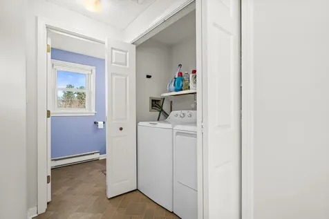 74 Derryfield Road Derry NH 03038