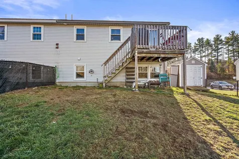 74 Derryfield Road Derry NH 03038