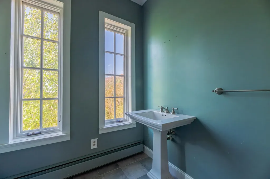 50 Grouse Lane Dorset VT 05251