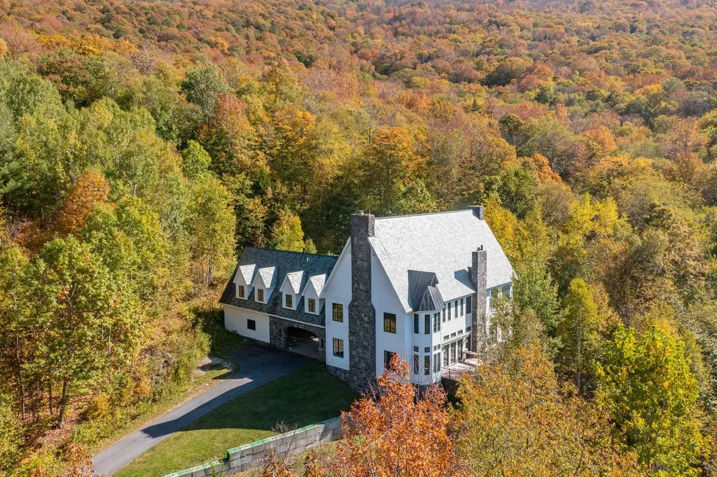 50 Grouse Lane Dorset VT 05251