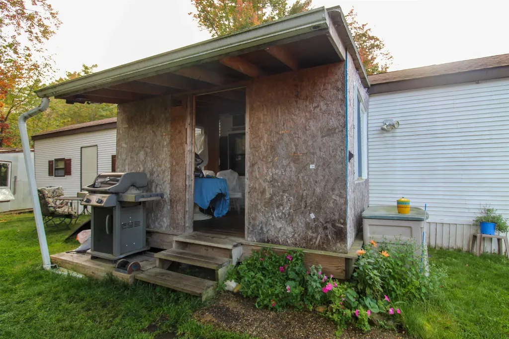 5 Catamount Hill Drive Allenstown NH 03275