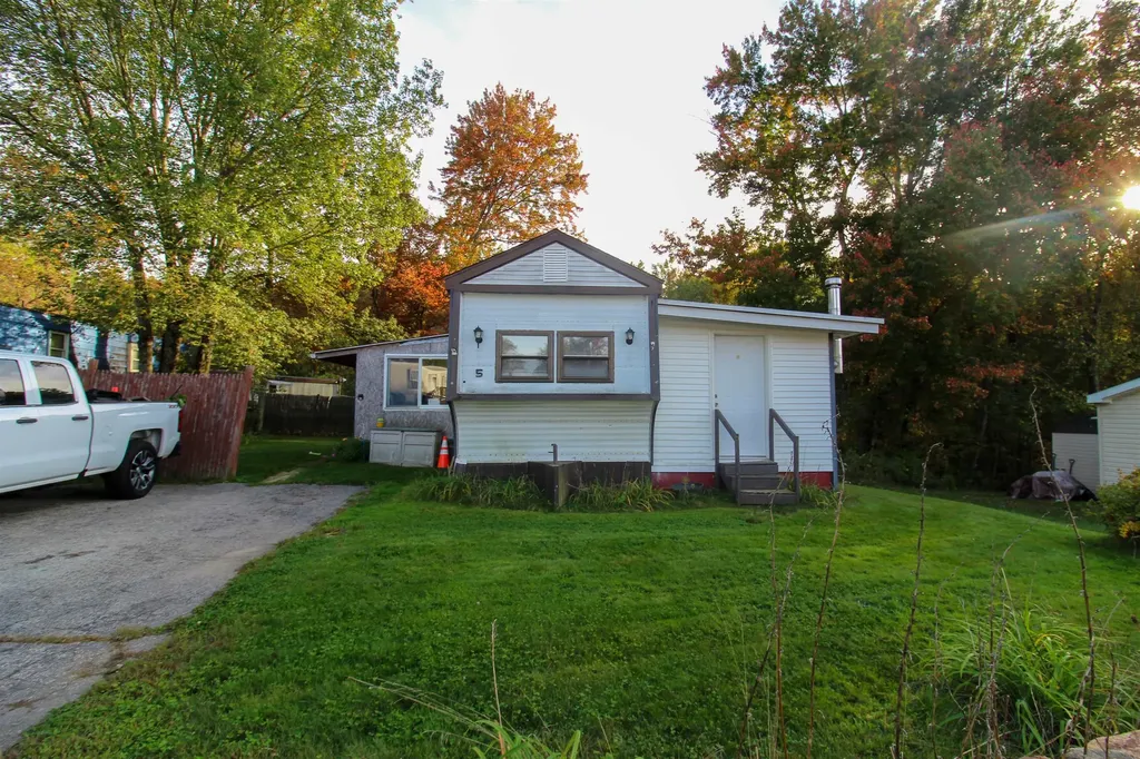 5 Catamount Hill Drive Allenstown NH 03275