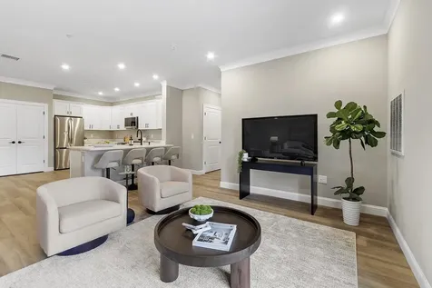 10100 S Willow Street Manchester NH 03103