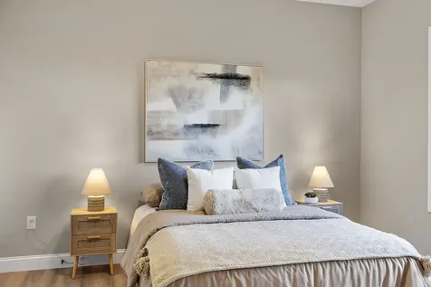 10100 S Willow Street Manchester NH 03103