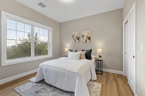 10100 S Willow Street Manchester NH 03103