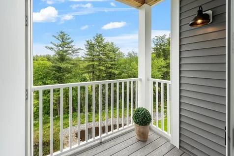 10100 S Willow Street Manchester NH 03103