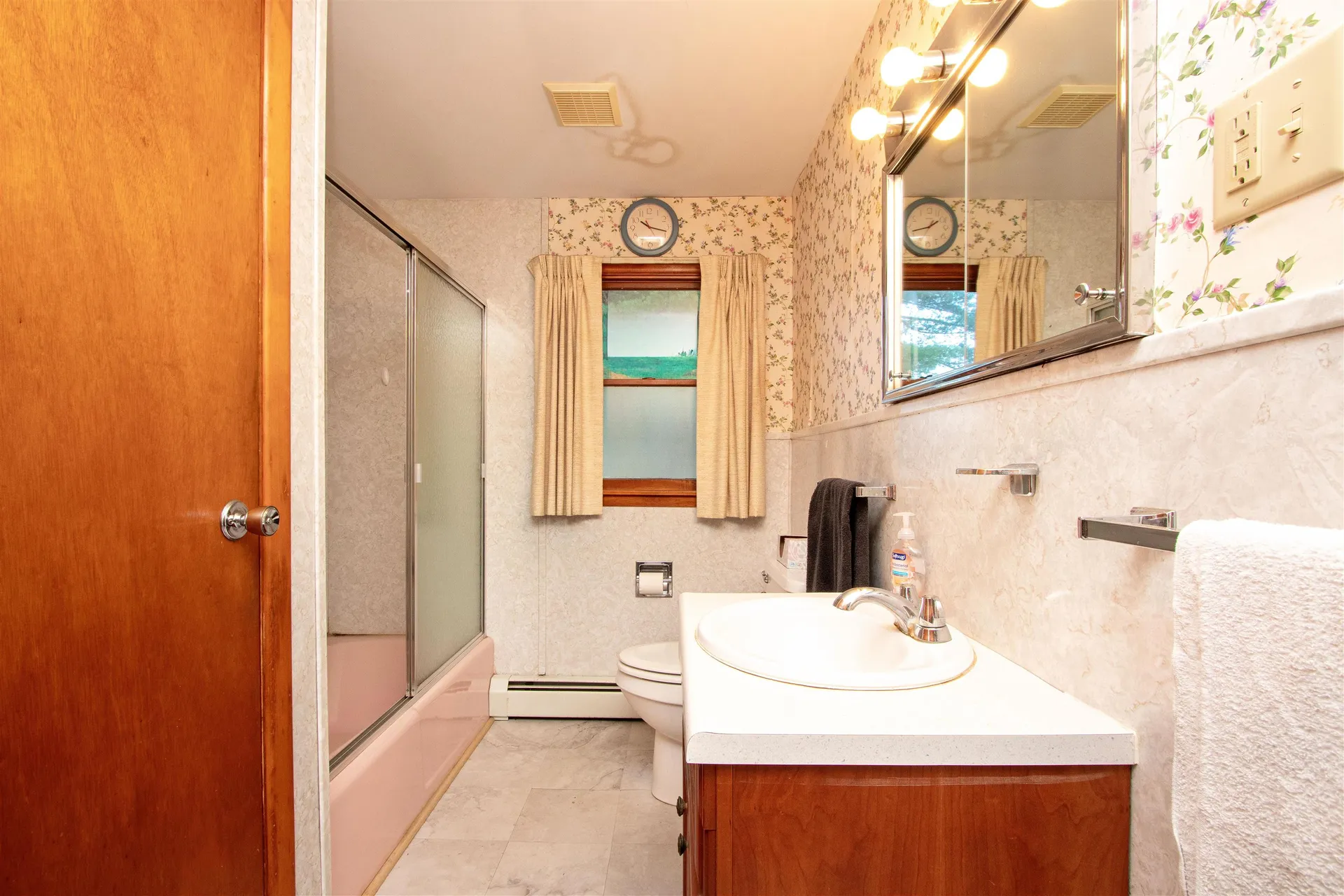 51 Cross Avenue St. Johnsbury VT 05819