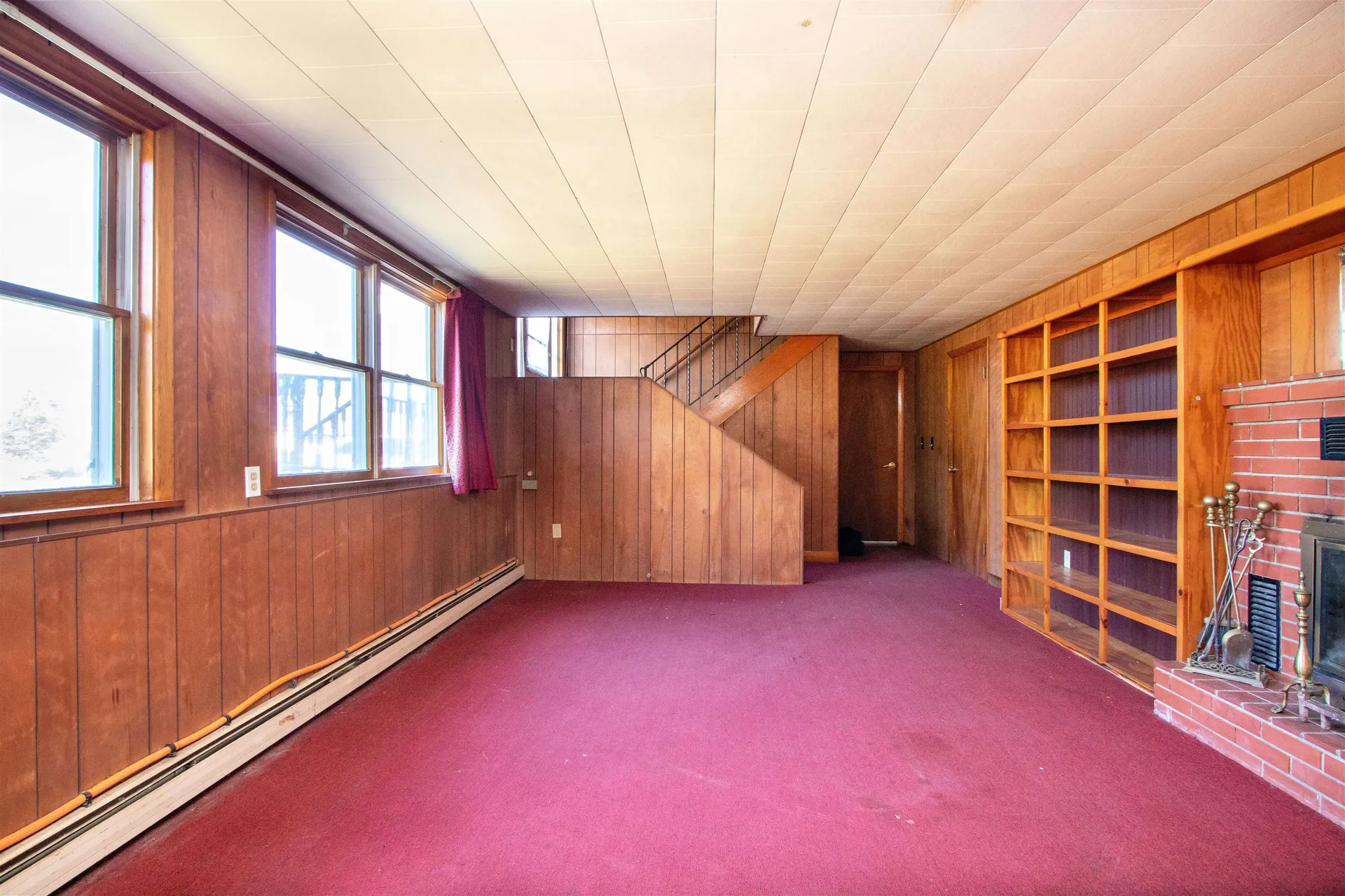 51 Cross Avenue St. Johnsbury VT 05819