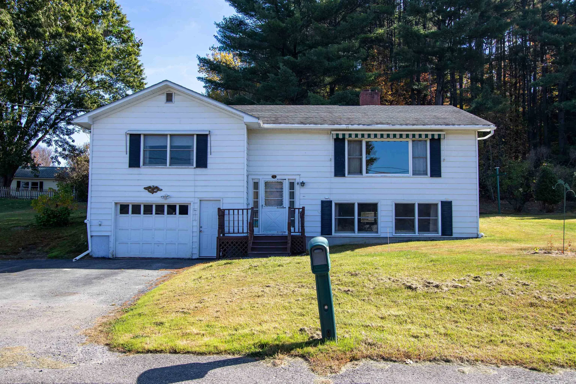 51 Cross Avenue St. Johnsbury VT 05819