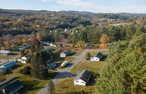 51 Cross Avenue St. Johnsbury VT 05819