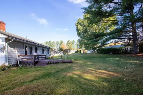 51 Cross Avenue St. Johnsbury VT 05819