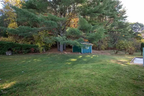 51 Cross Avenue St. Johnsbury VT 05819