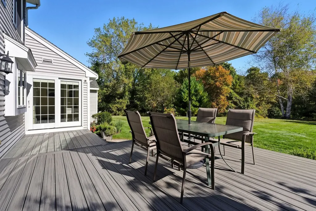 7 Camelot Road Windham NH 03087