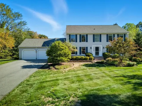 7 Camelot Road Windham NH 03087