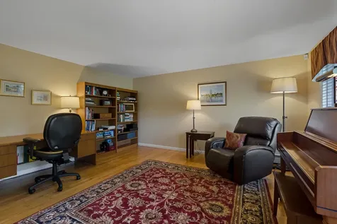 7 Camelot Road Windham NH 03087