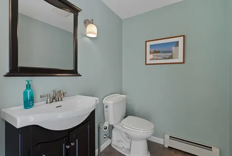 7 Camelot Road Windham NH 03087