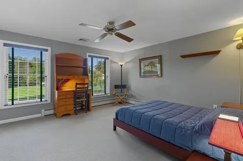 7 Camelot Road Windham NH 03087