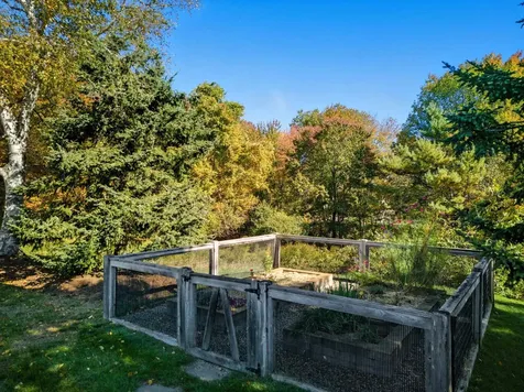 7 Camelot Road Windham NH 03087