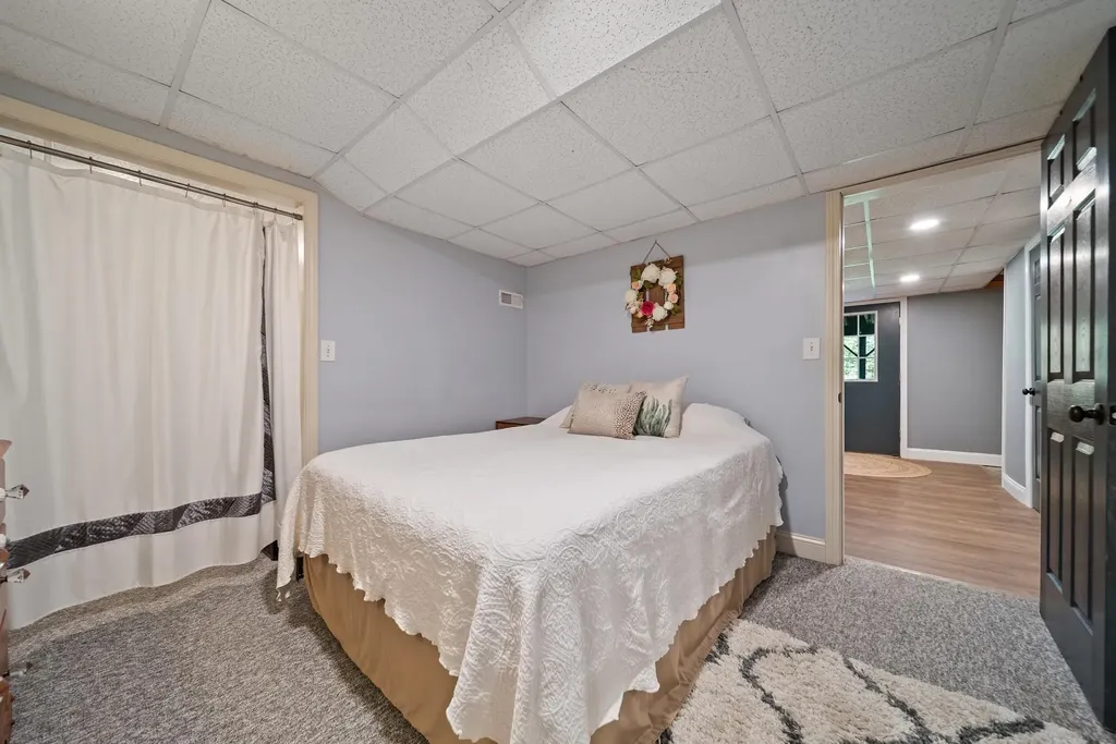 49 Stark Highway N Dunbarton NH 03046