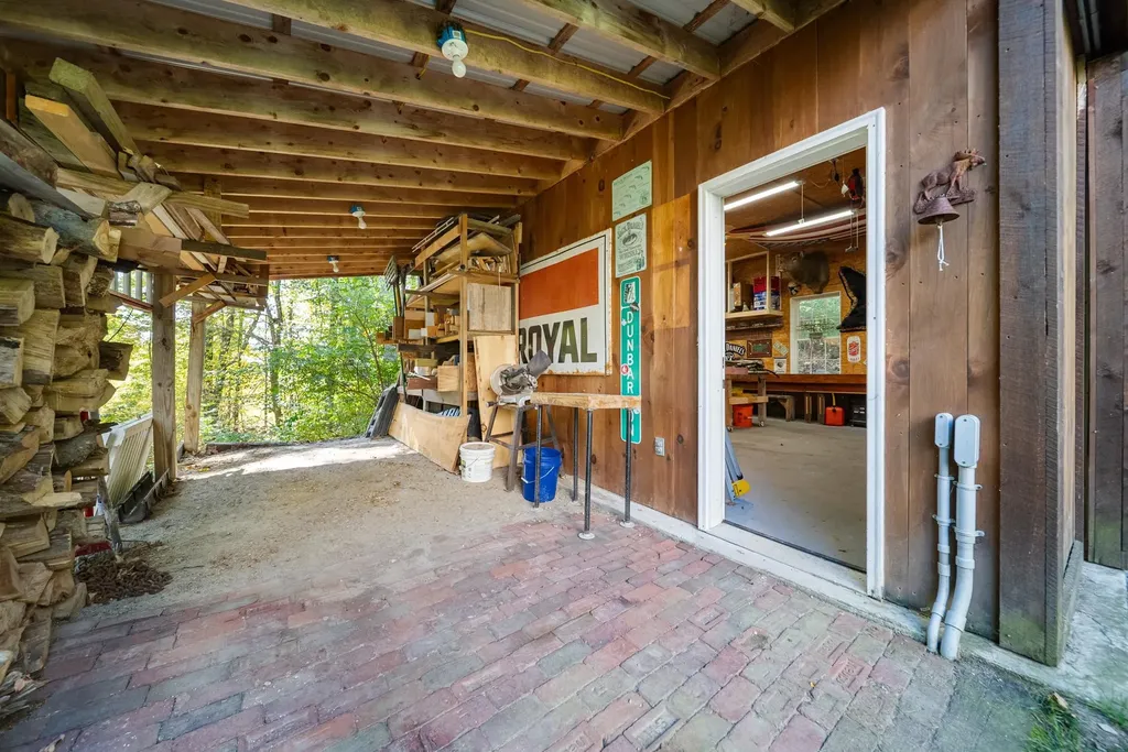 49 Stark Highway N Dunbarton NH 03046