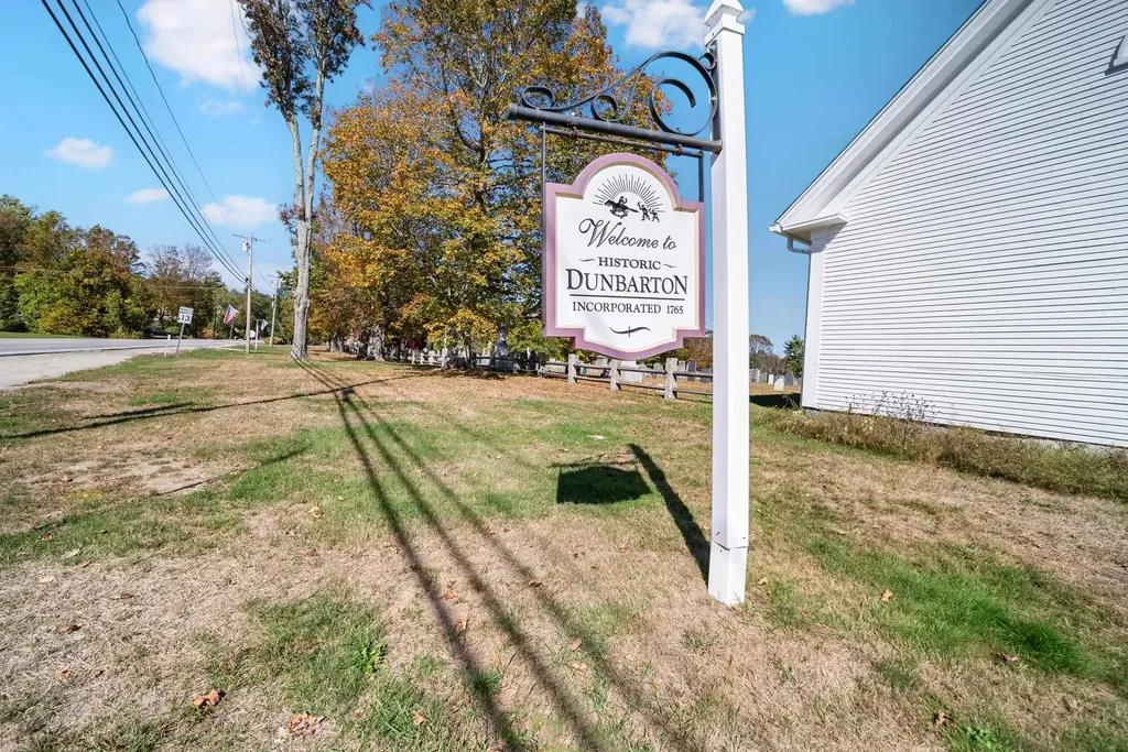 49 Stark Highway N Dunbarton NH 03046