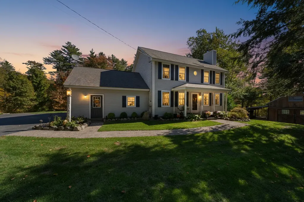 49 Stark Highway N Dunbarton NH 03046