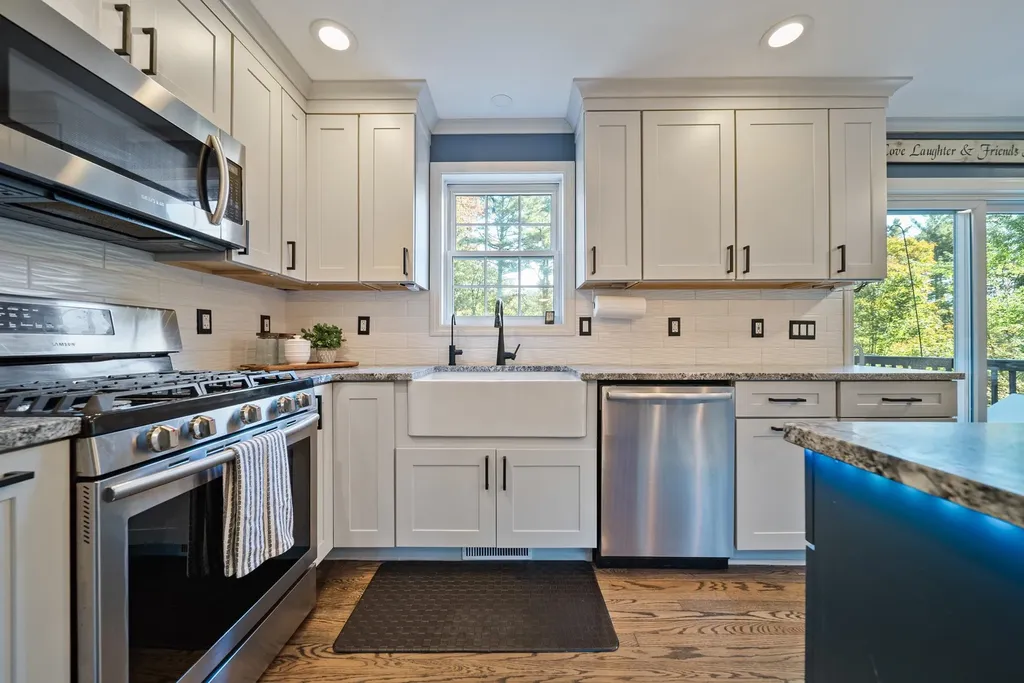 49 Stark Highway N Dunbarton NH 03046