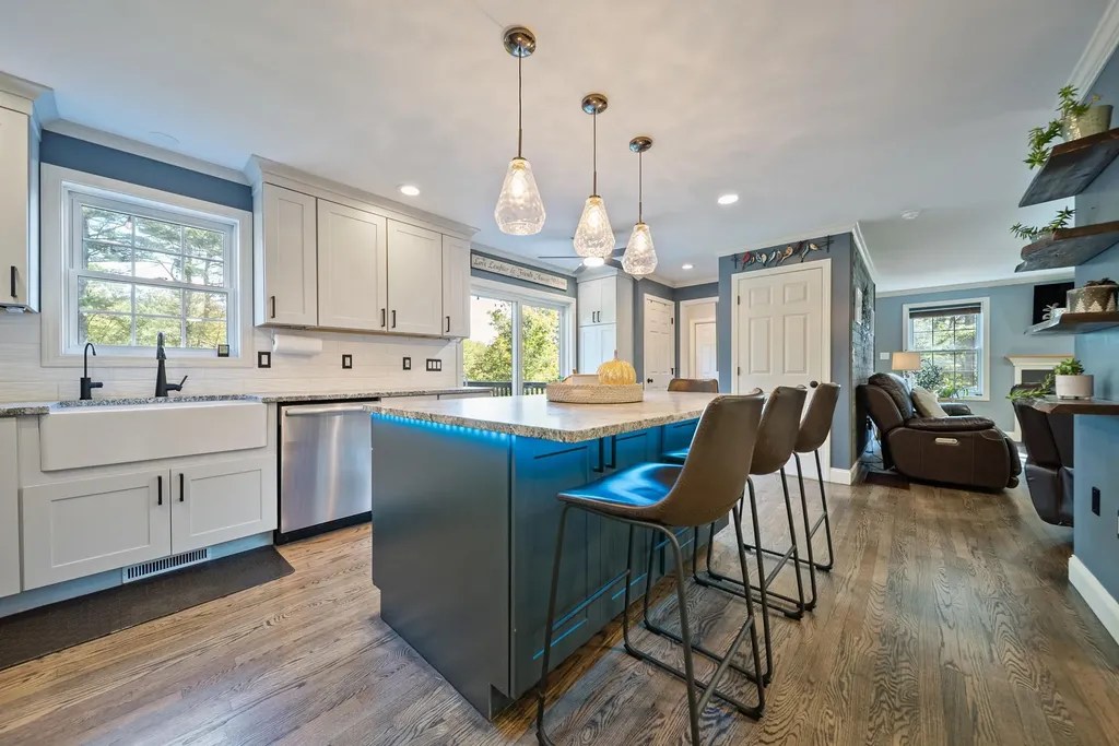 49 Stark Highway N Dunbarton NH 03046