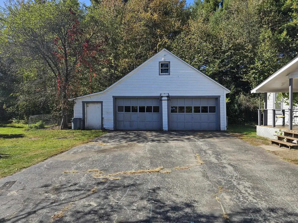 19 Aylward Avenue Swanzey NH 03446