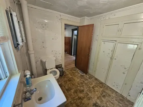 19 Aylward Avenue Swanzey NH 03446