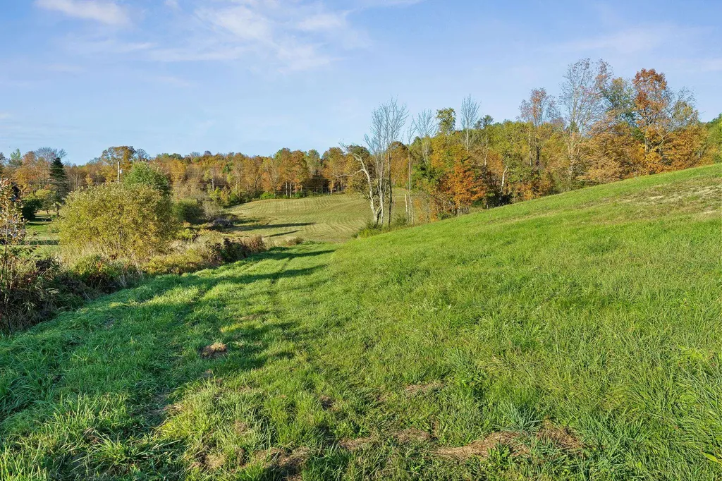 223 Bobbinshop Road Chelsea VT 05038