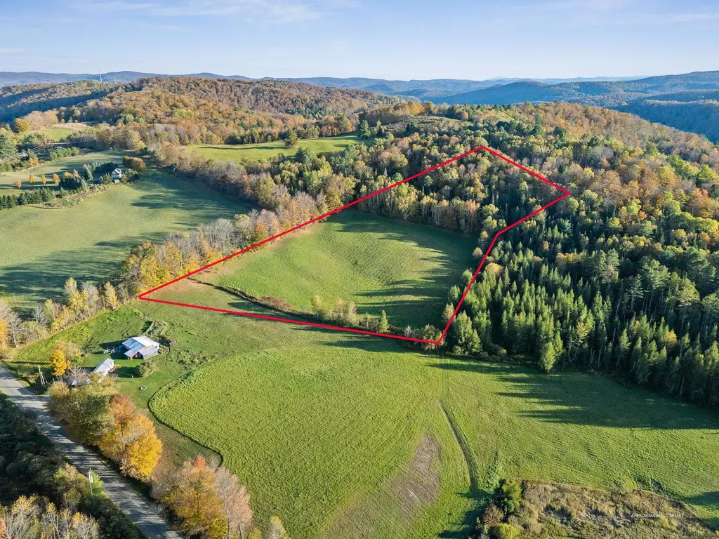 223 Bobbinshop Road Chelsea VT 05038