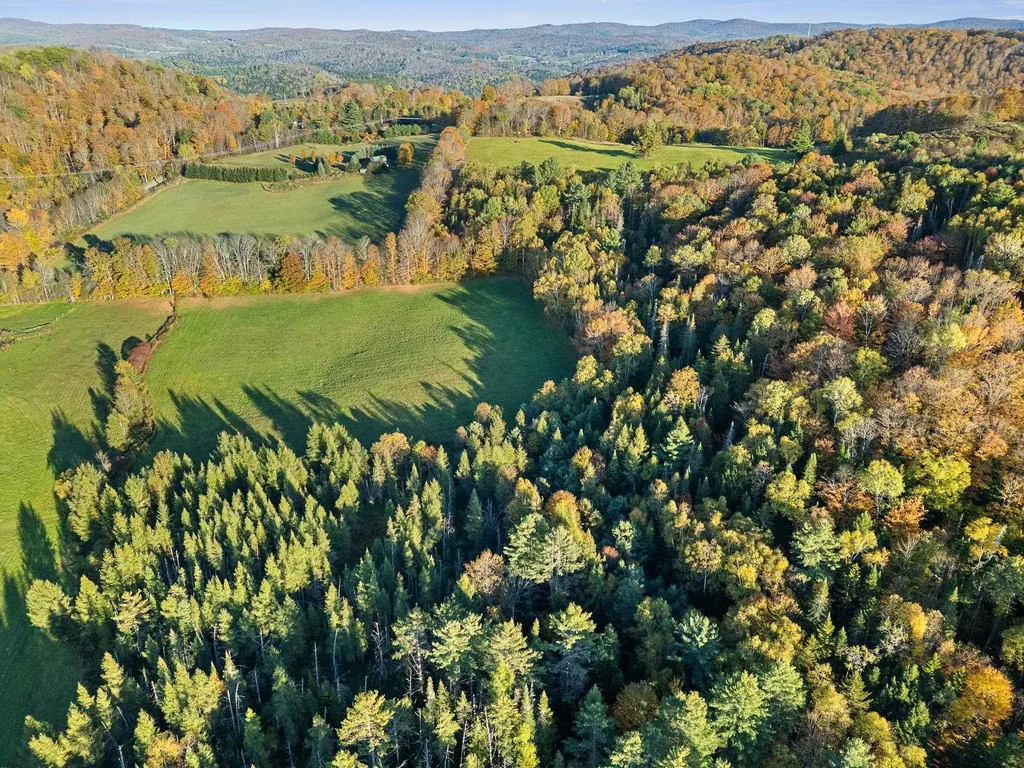 223 Bobbinshop Road Chelsea VT 05038