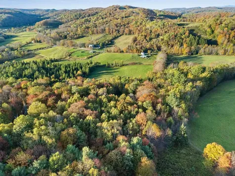 223 Bobbinshop Road Chelsea VT 05038