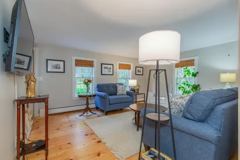 656 Dolly Road Hopkinton NH 03229