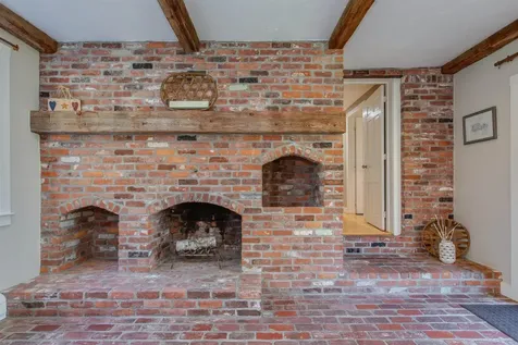 656 Dolly Road Hopkinton NH 03229