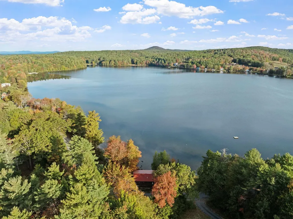 92 Loon Pond Road Gilmanton NH 03237