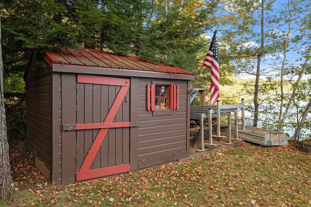 92 Loon Pond Road Gilmanton NH 03237