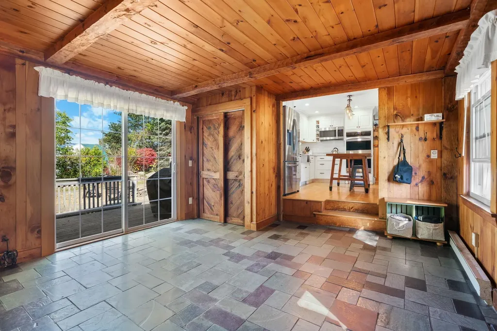 6 Wayside Drive Exeter NH 03833