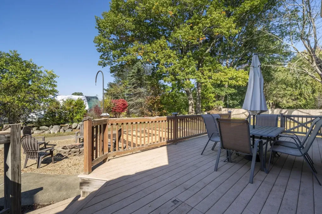 6 Wayside Drive Exeter NH 03833