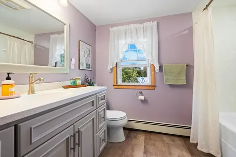 6 Wayside Drive Exeter NH 03833