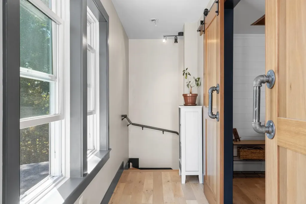 38 High Street North Berwick ME 03906