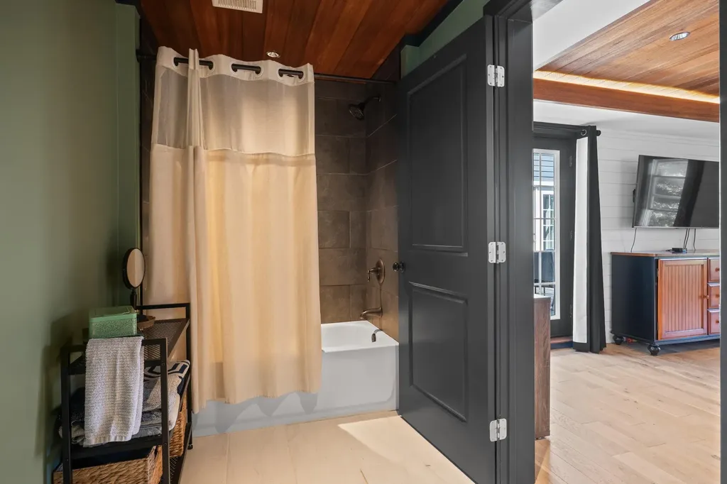 38 High Street North Berwick ME 03906