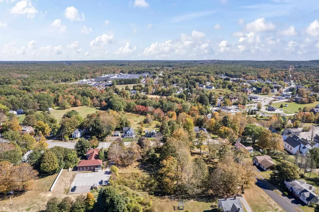 38 High Street North Berwick ME 03906