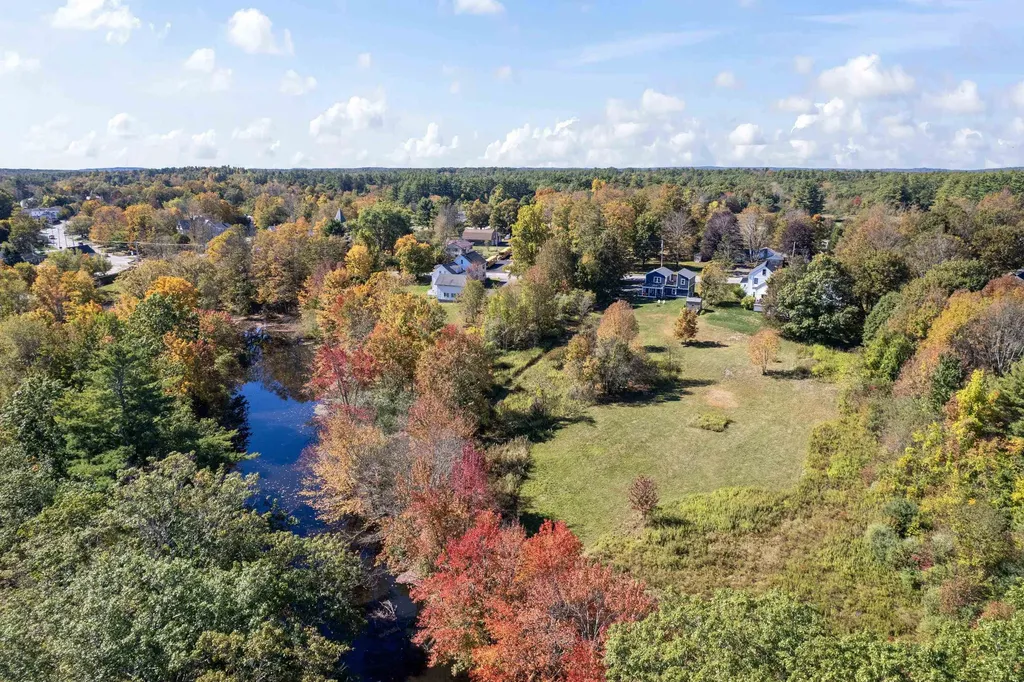 38 High Street North Berwick ME 03906