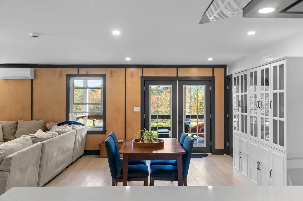 38 High Street North Berwick ME 03906