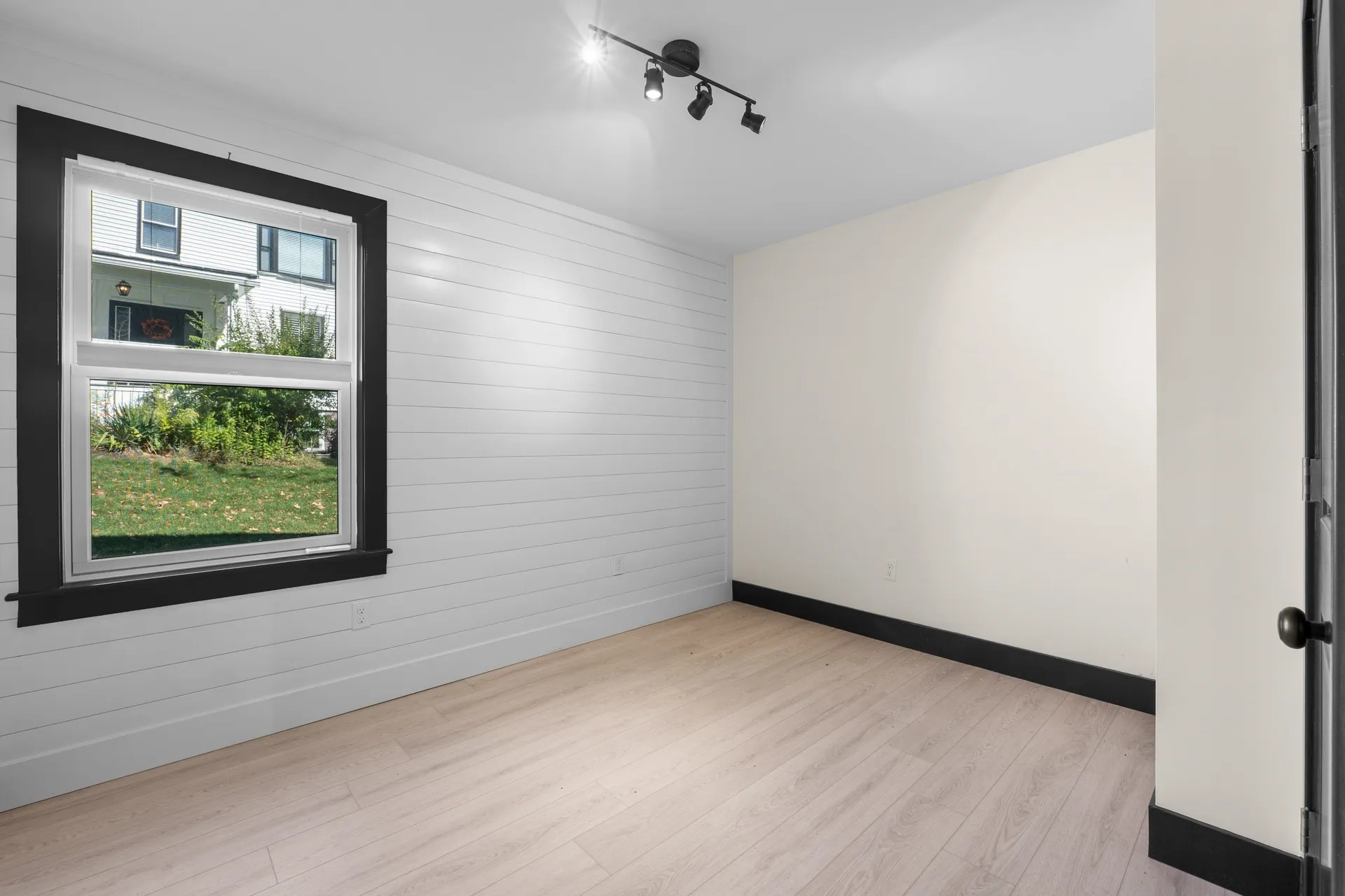 38 High Street North Berwick ME 03906