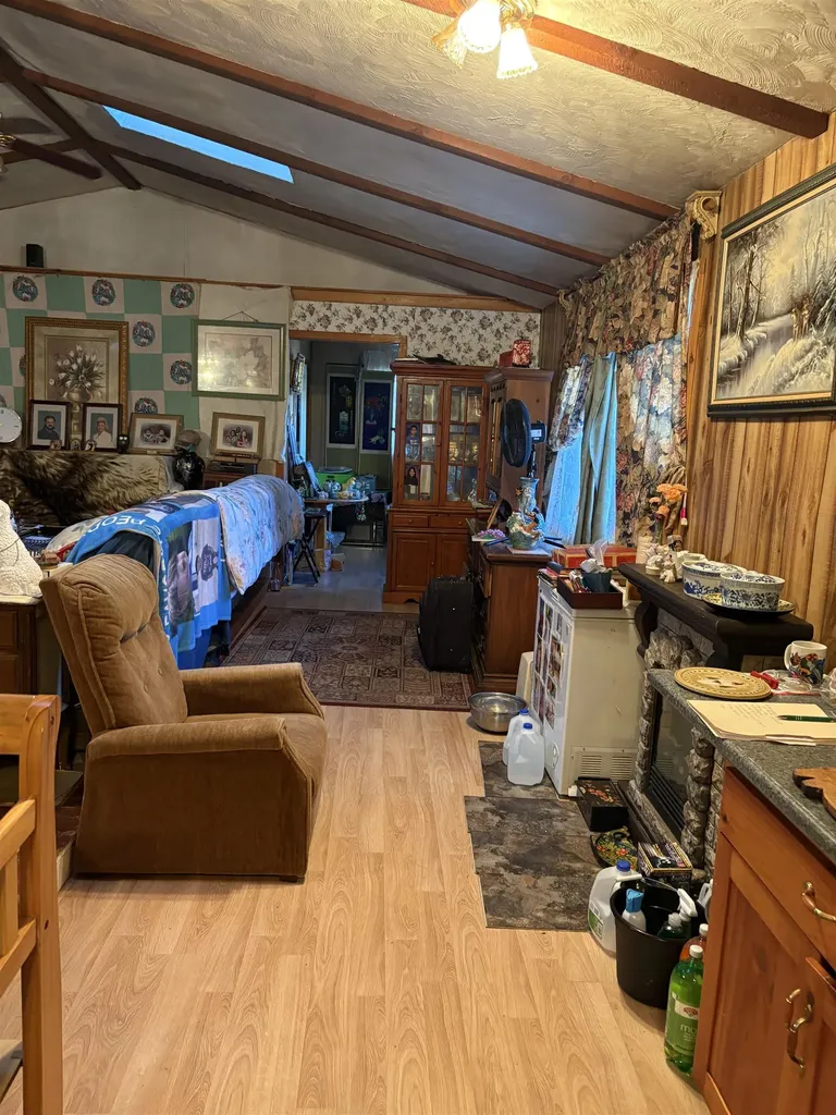 53 Gaslight Road Tilton NH 03276